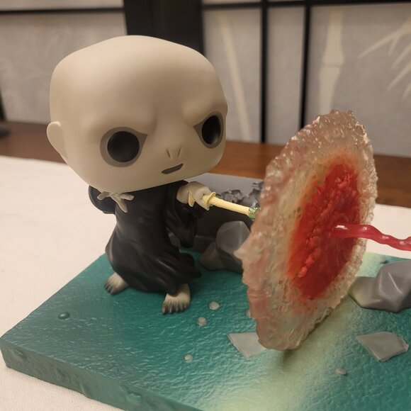 Harry Potter vs Voldermort Battle - Funko Pop Vinyl Movie Moments - Picture 2 of 7